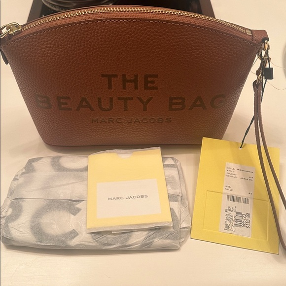 Authentic Marc Jacobs Brown Beauty Bag - Picture 8 of 12